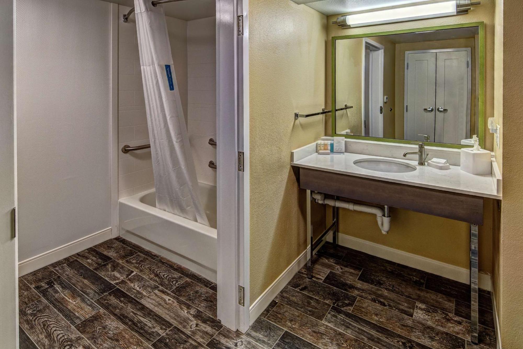 Hampton Inn & Suites Memphis-Wolfchase Galleria Бартлетт Екстер'єр фото